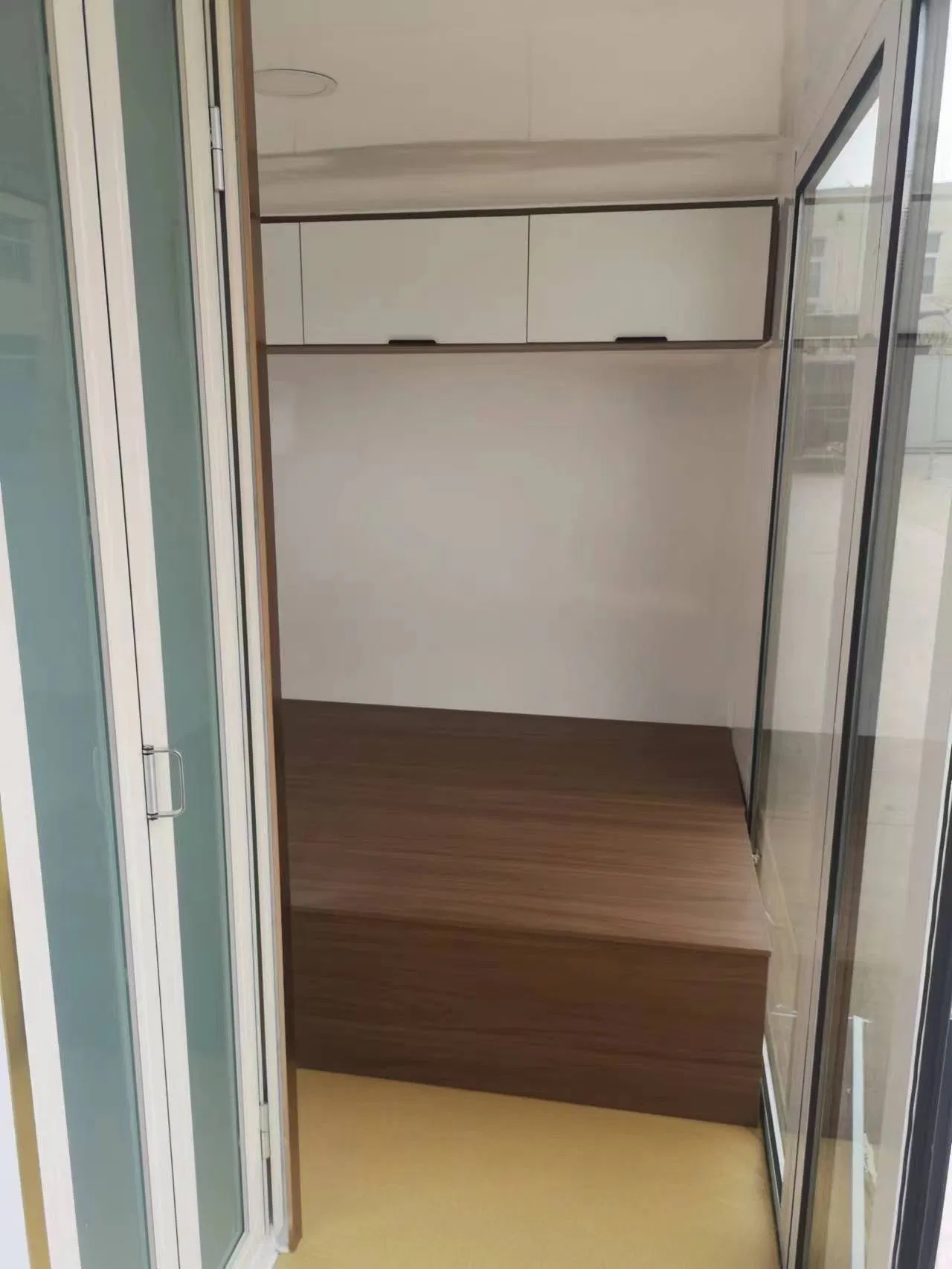 20FT Luxury Prefab Modern Design Square House Apple Cabin with Convenience and Comfort