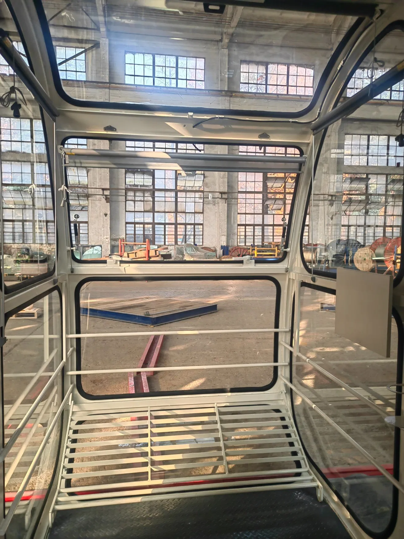 Cabin for Scm Tower Crane- Enhance Safety and Comfort