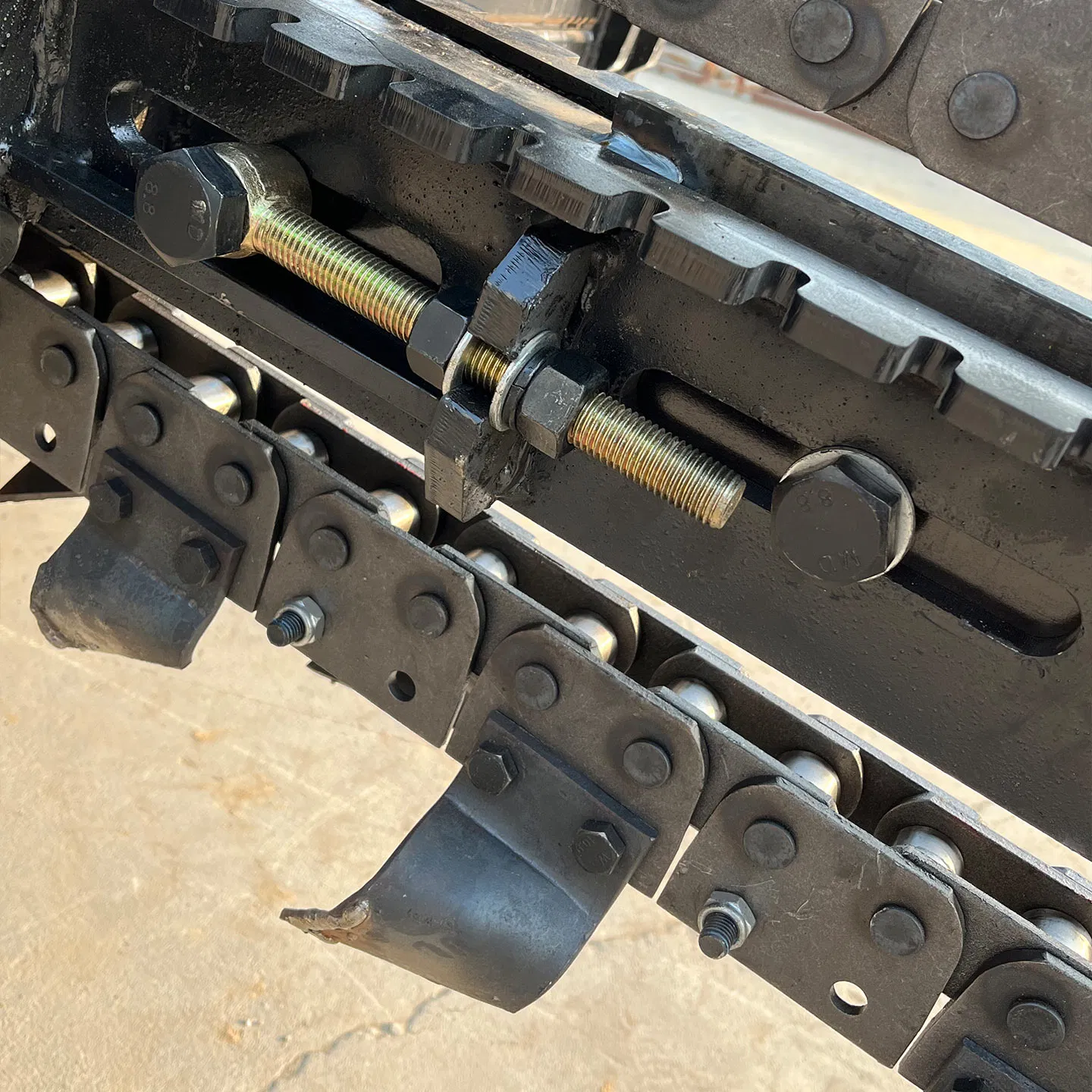 High Quality Tractor Mounted Double Shovel Ditching Machine Farmland Ditching Machine Chain Ditching Machine Manufacturer Price