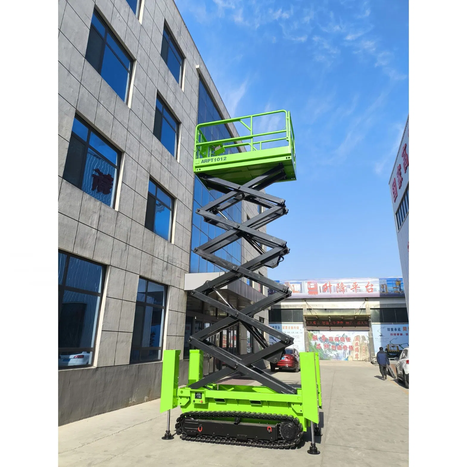 OEM Mobile Hydraulic Self Propelled Scissor Lift for Aircraft Maintenance
