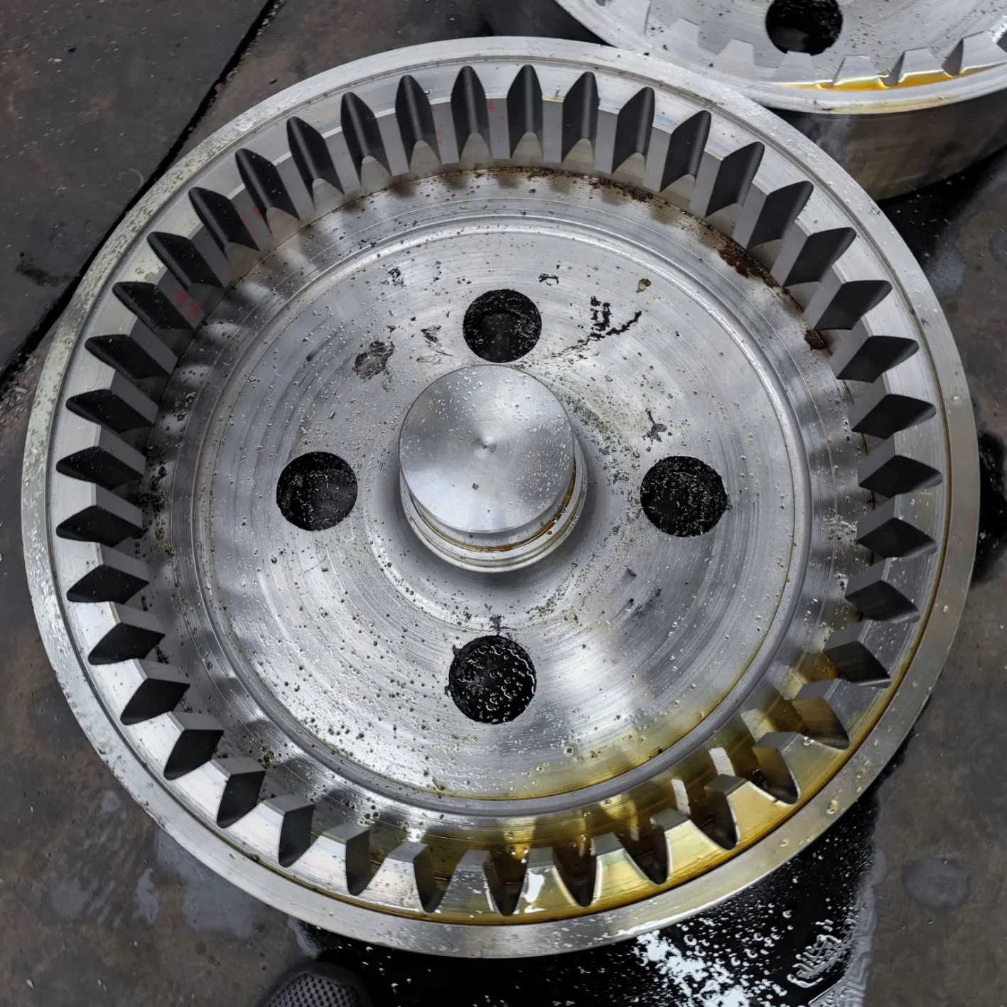 ASTM Wear-Resistant Standard Packaging or Technical Support Provided Customized Gear