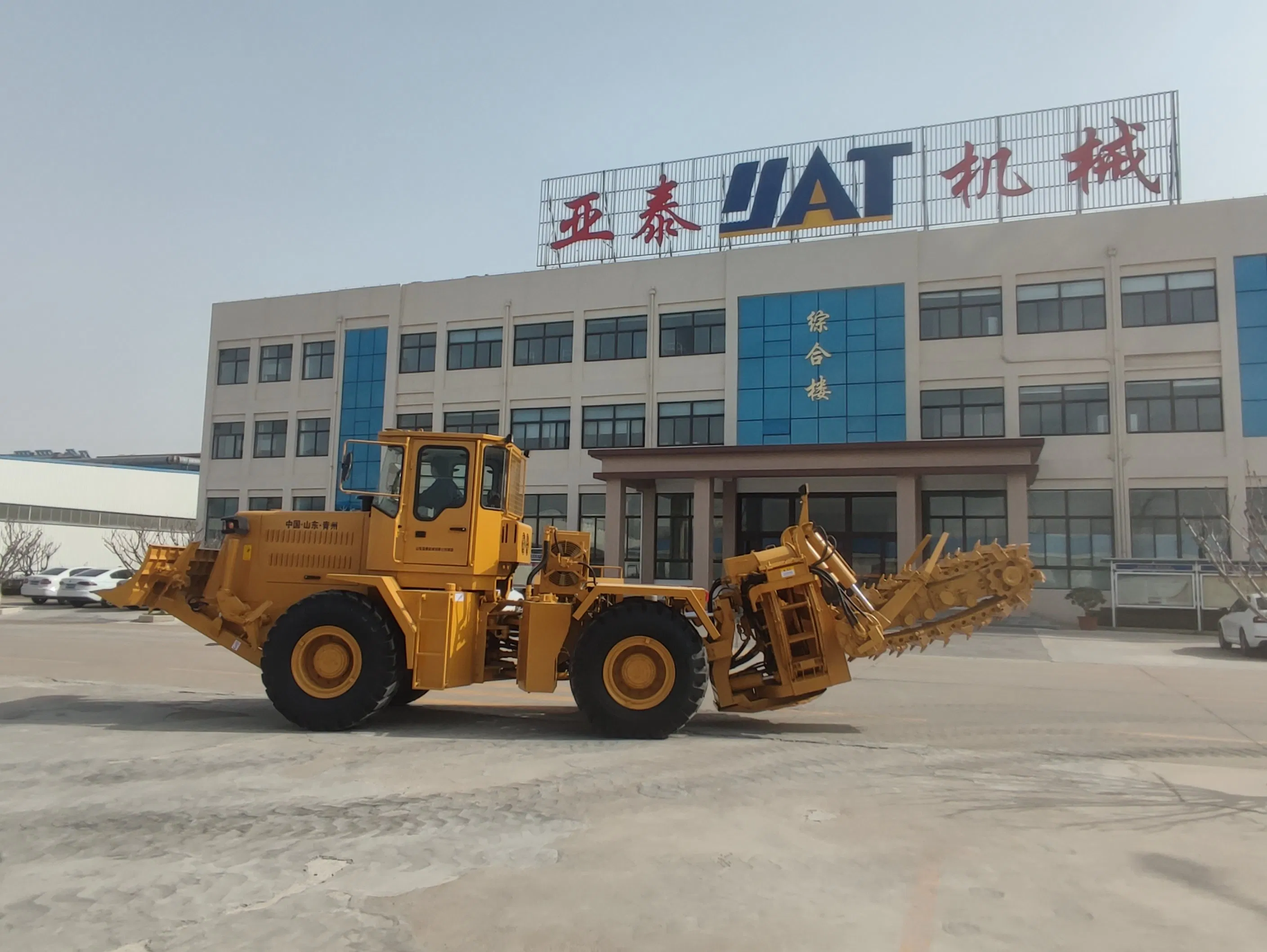 CE Certified Heavy Duty Chain Agricultural Ditching Machine Trenching Machine Trencher