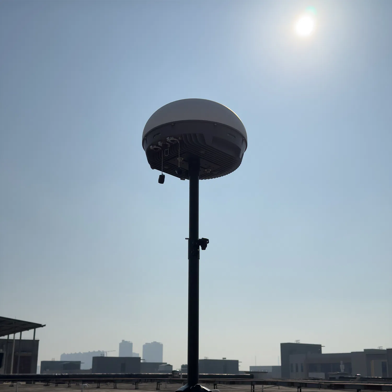 Drone Navigation Jamming Spoofer Covering Comprehensive Navigation Signals