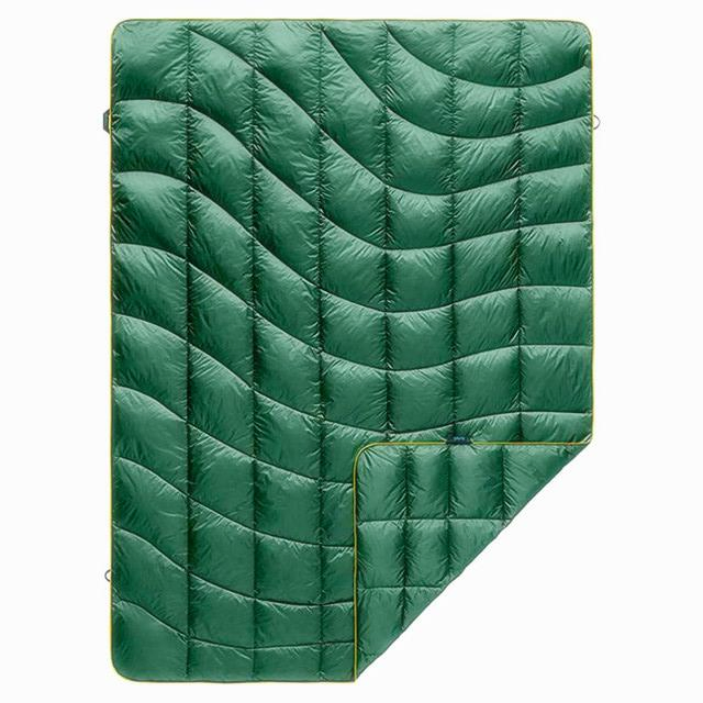 Outdoor Operation Cloak Cover Blankets Cold and Water Anti -Water Portable Cushioning Quilt Blanket