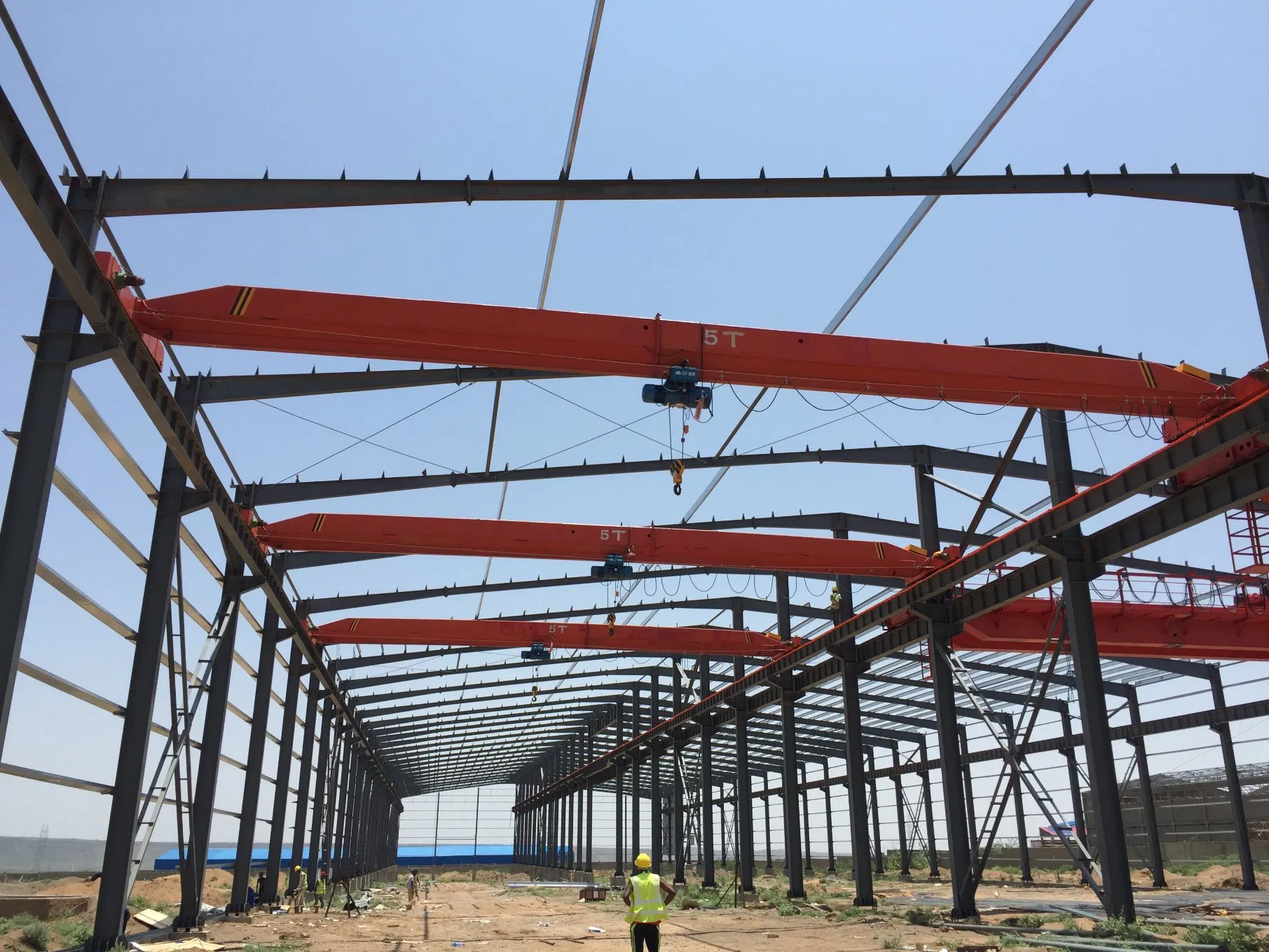 Heavy-Duty Steel Frame Storage Hangar for Efficient Organization