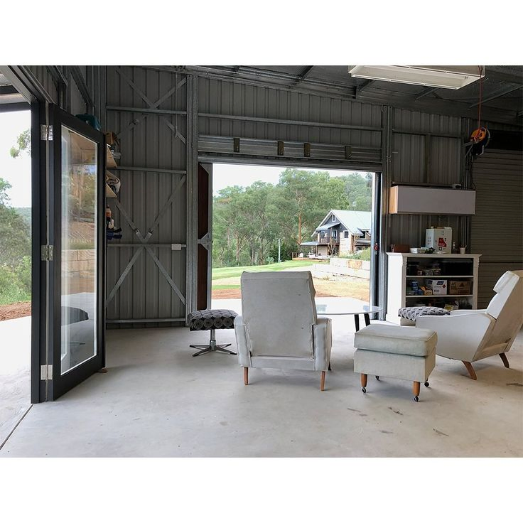 Portable House Customized Prefabricated Warehouse Hangar Showroom Supermarket Portable Container Building