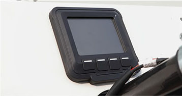 2.5 Ton Diesel Engine Powered Aircraft Baggage Towing Tractor