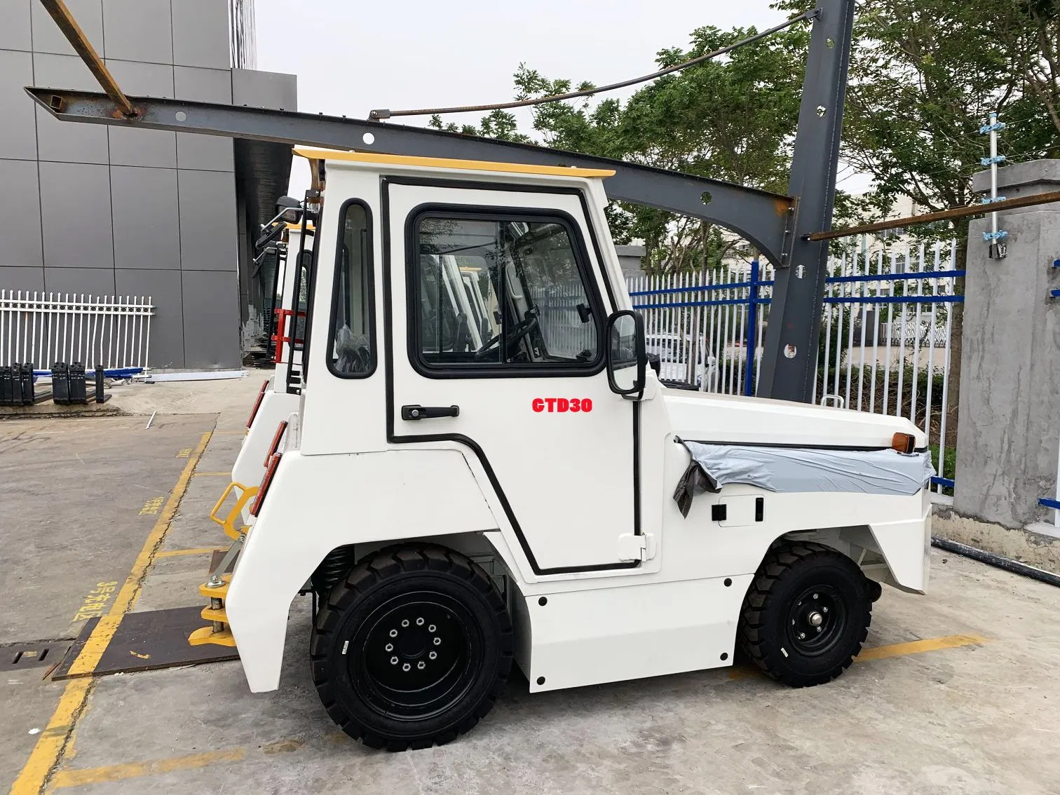 Gse Ground Support Equipment Aircraft Tugs Baggage Towing Tractor