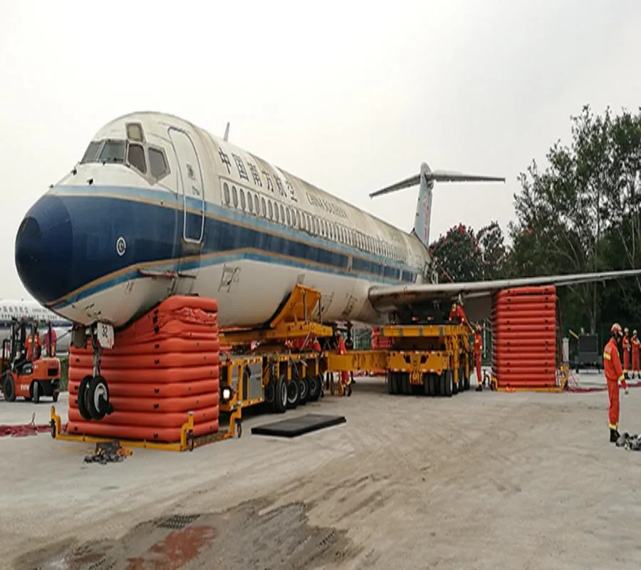 Aircraft Lifting Airbag Photo 5