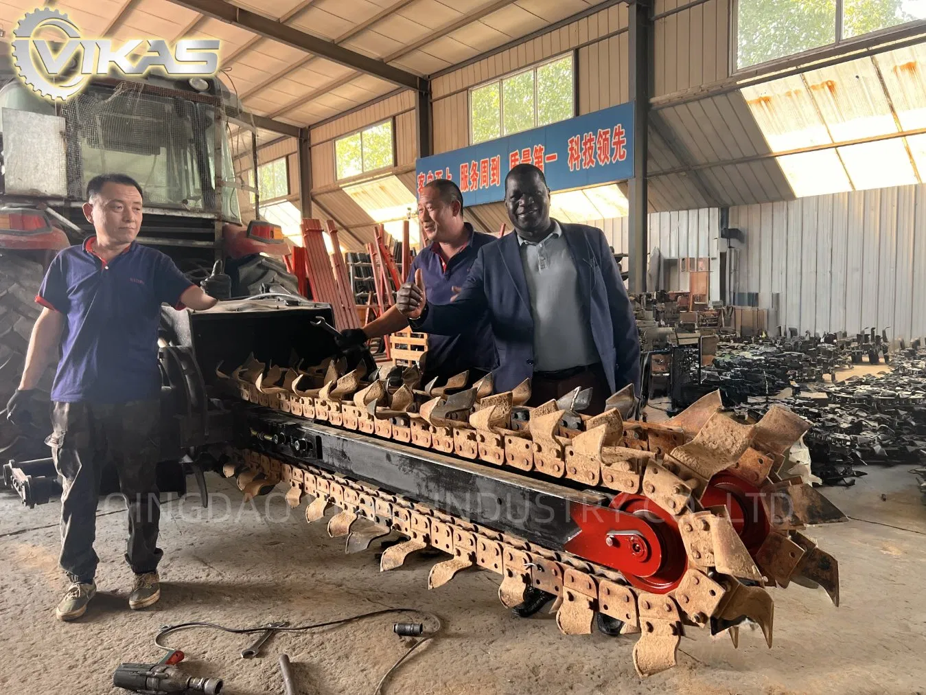 Large Dither Machine Pto 3point 30-120HP Farmland Tractor Mounted Excavator Field Pipeline Chain Trencher for Agricultural Ditching, 15-100cm Width, 200cm Depth