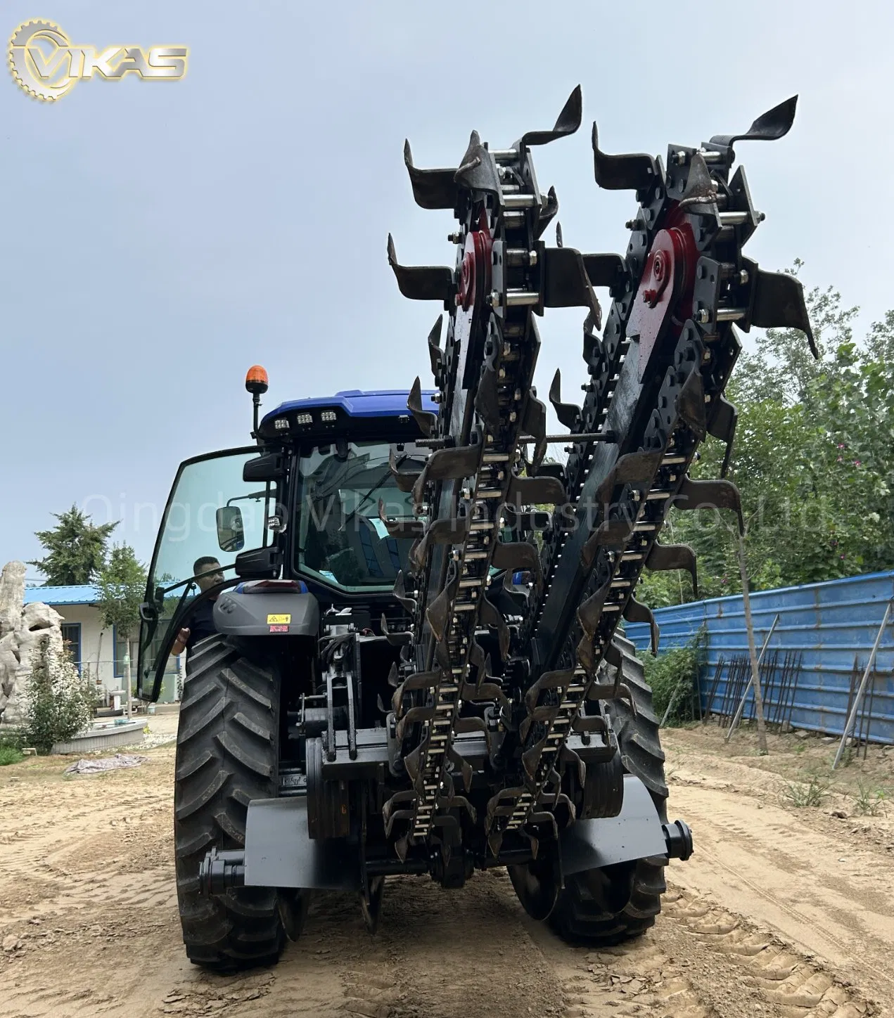 Zanjadora 3-Point Tractor Mounted Pto Single Ditch Ditching Pipeline Disc Double Farmland Saw Farm Chain Trencher for Burying Trenching Water Pipe and Cable