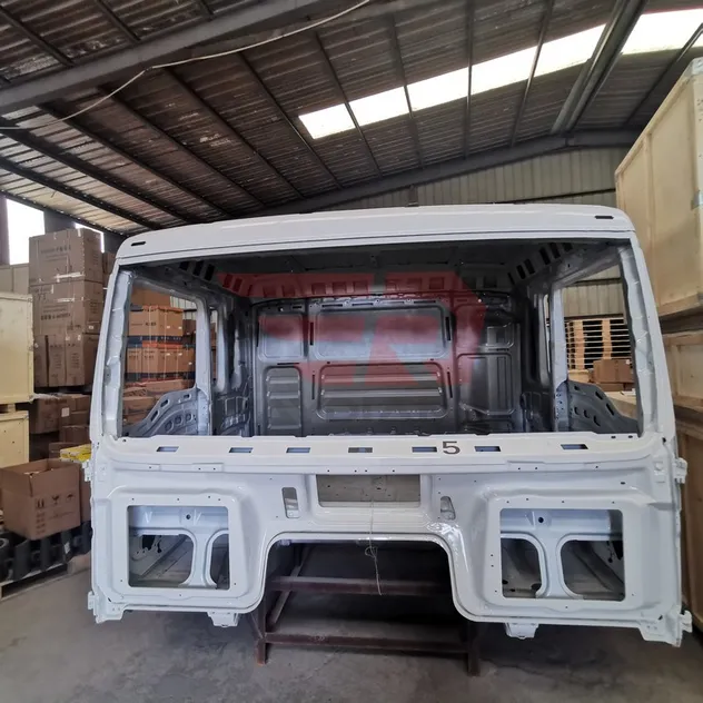 Sinotruk HOWO T5g/Sitrak C7h Para-choque Max Truck 712W416101306