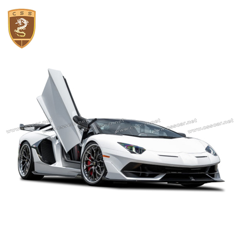 Para-choque Estilo Svj em Fibra de Carbono com Pontas de Escape Kit de Carro Completo para Lamborghini Aventador Cabriolet Lp700 Fornecimento