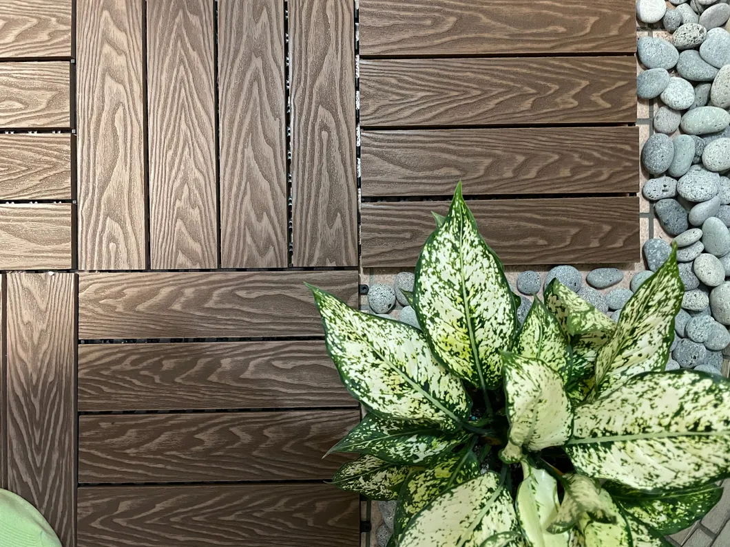 WPC Interlocking Outdoor Decking Tile