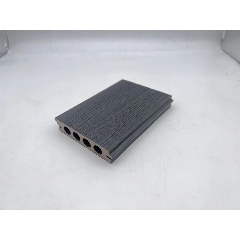 Residential WPC Decking Outdoor Flooring Wood Look Design Moisture Resistant Home Use