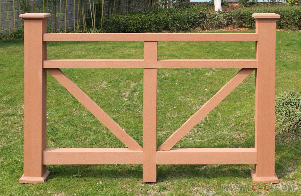 Plastic Wood Composite Outdoor Co-Extruded Plastic Solid WPC Fence for Garden Patio Waterproof Anticorrosive Railing