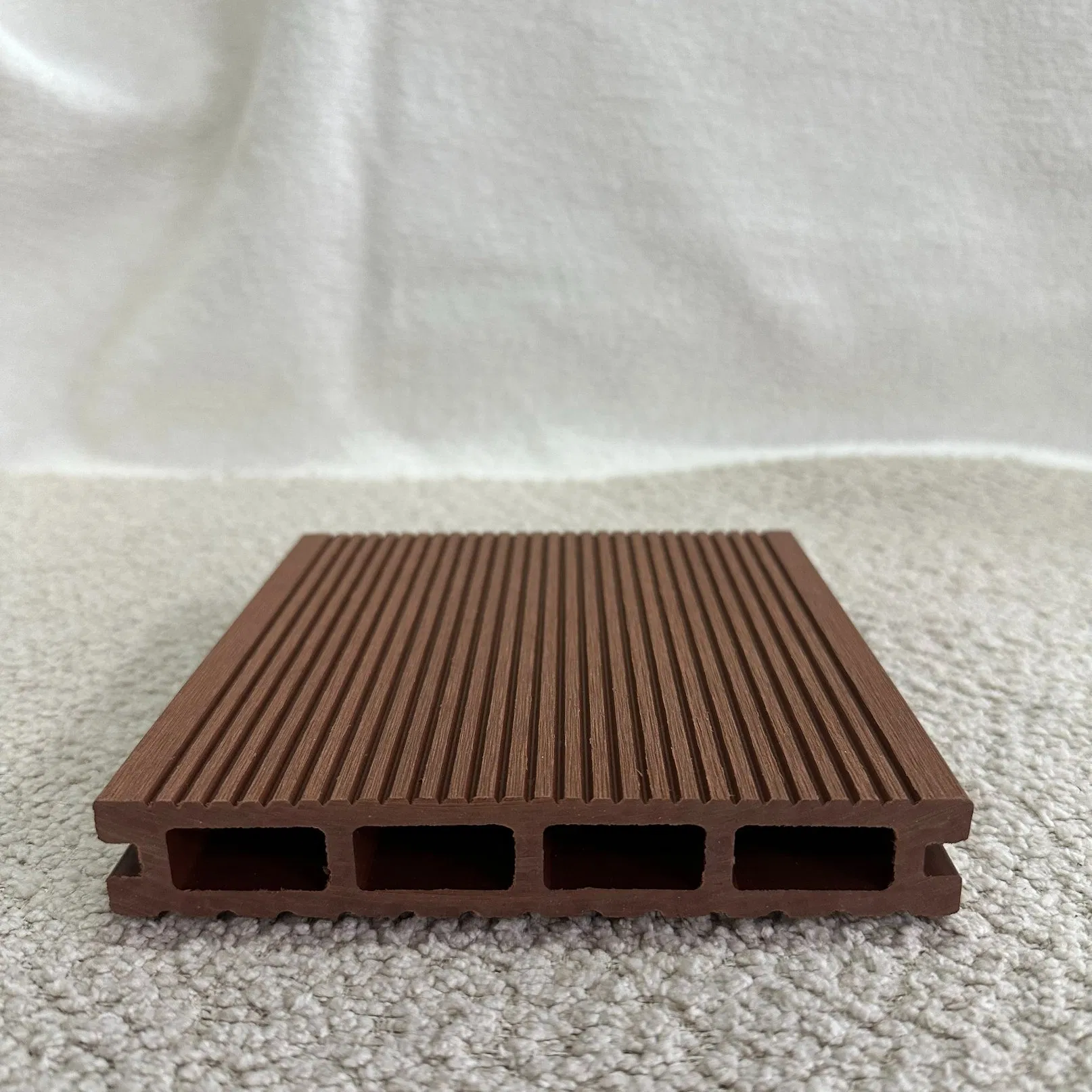 3D Embossed WPC Co-Extruded 150mmx24mm Hollow Waterproof Outdoor Decking with Square Hollow