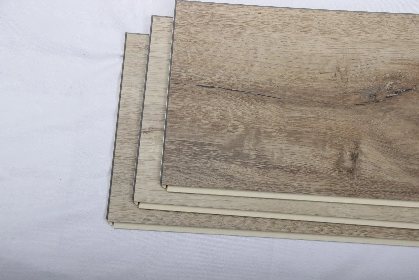 High Wear-Resistant 8mm Indoor Spc Waterproof Interlocking Fireproof WPC Vinyl PVC Tiles Flooring for Interior Decoration