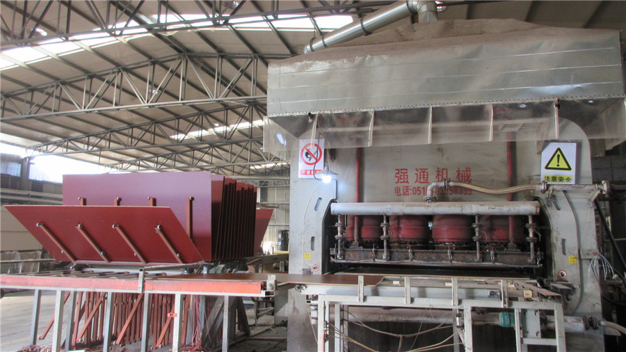 Hot Pressing Machine - KandS Floor Advanced Equipment