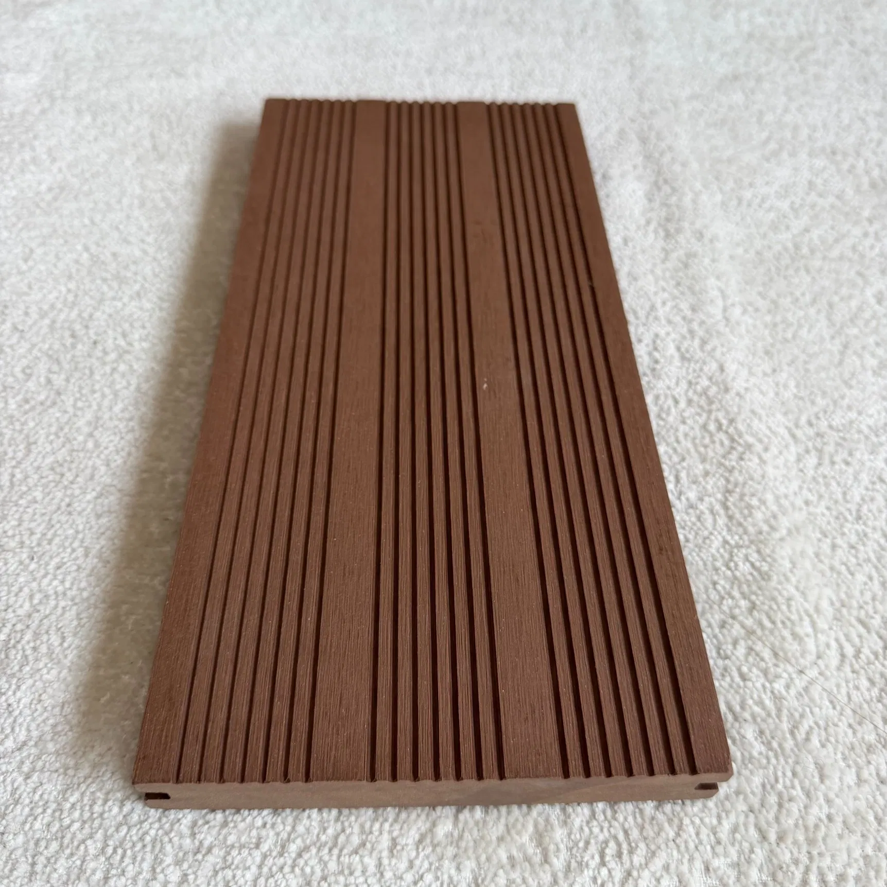 Solid WPC Decking 3D Wood Grain &amp; Grooved Outdoor Composite Flooring
