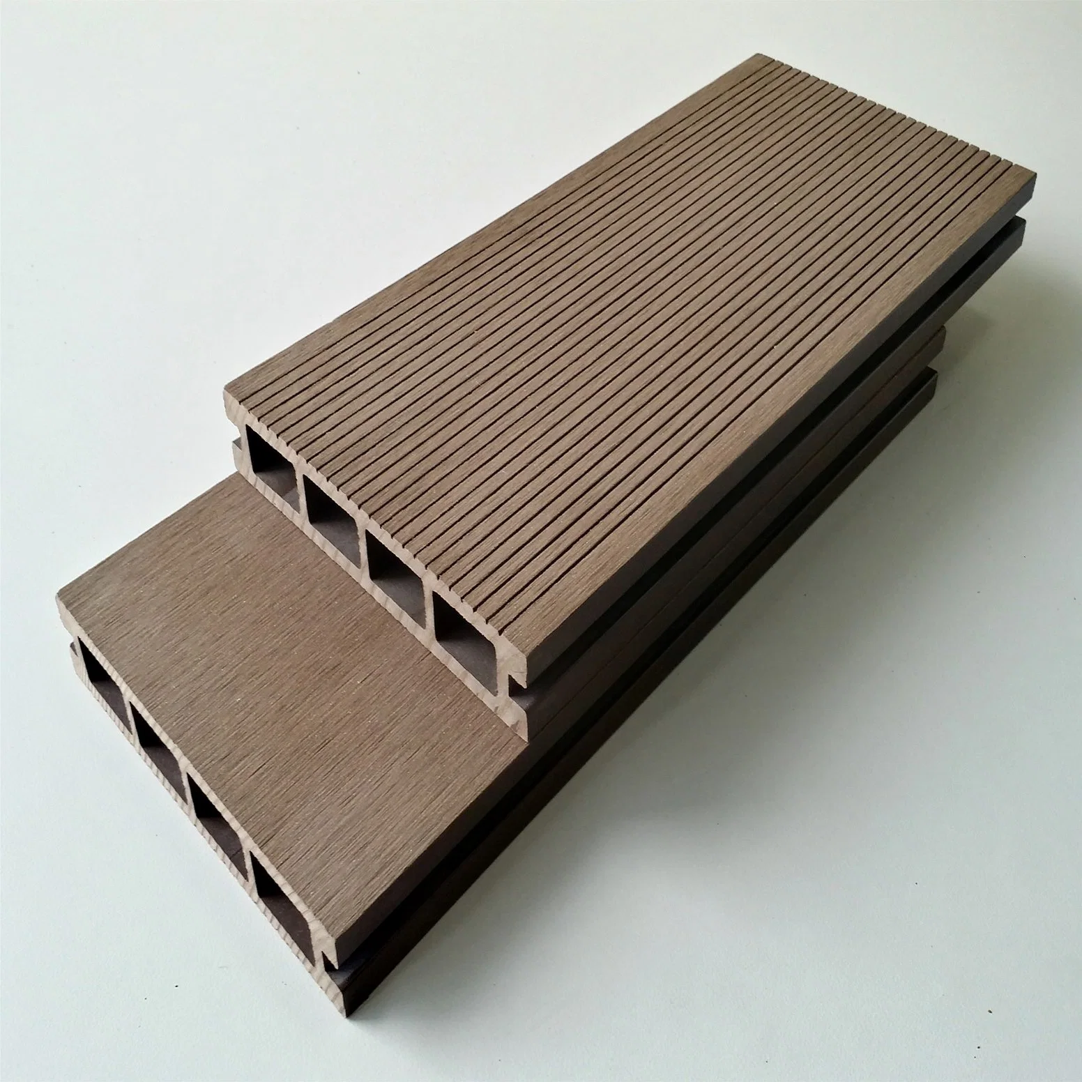 New Design Solid WPC Decking Hard Wearing Co-Extrusion Composite Deck