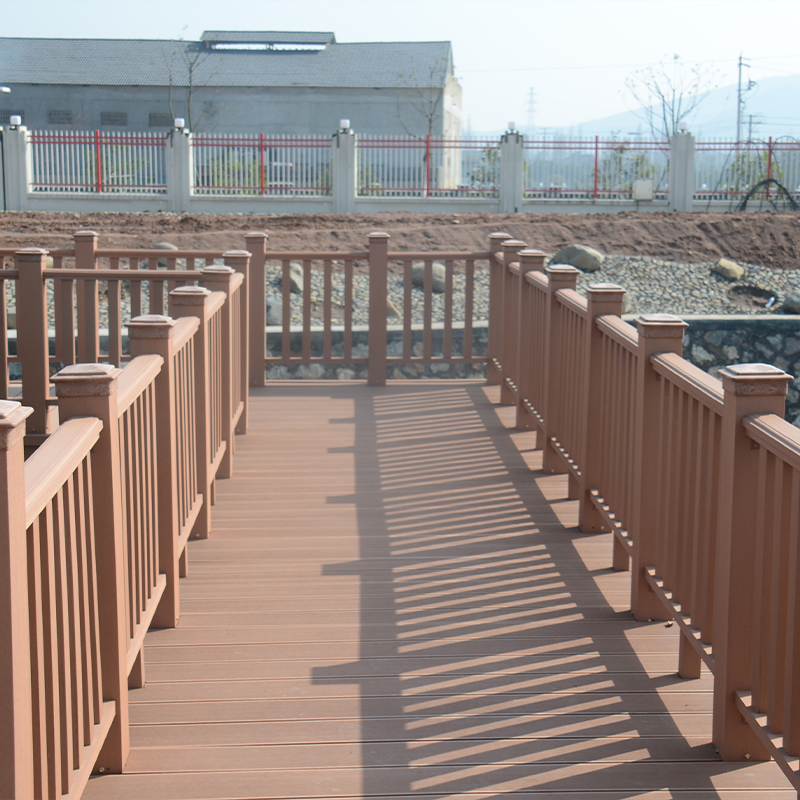 High Quality Customized WPC Composite Garden Railing Wood Plastic Balcony Railing Fancy with Free Sample