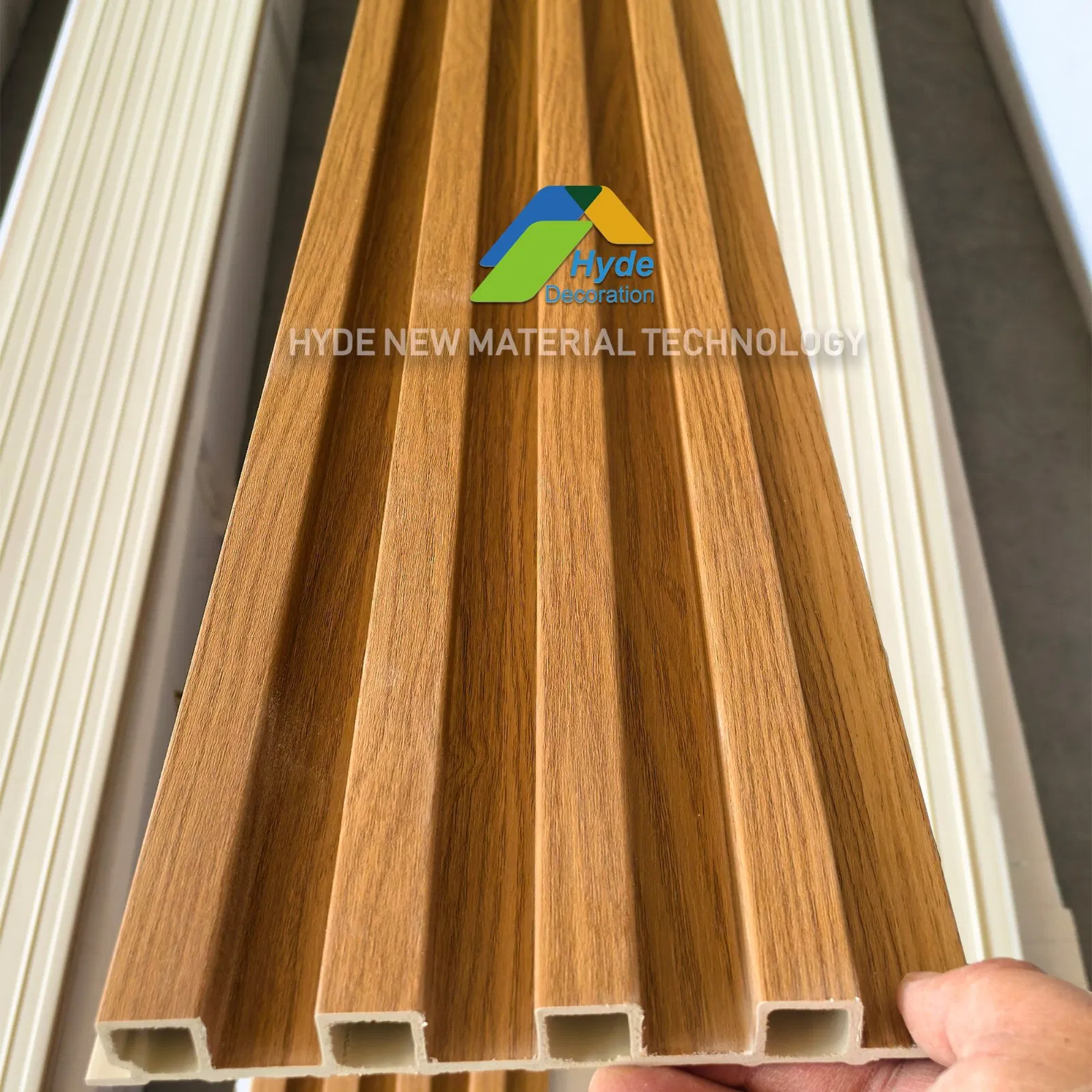 Wholesale 800~1050g /Meter Home Decor Great Wallboard Panel Lambrin WPC Wood Plastic Composite Wall Cladding for Living Room TV Feature Wall