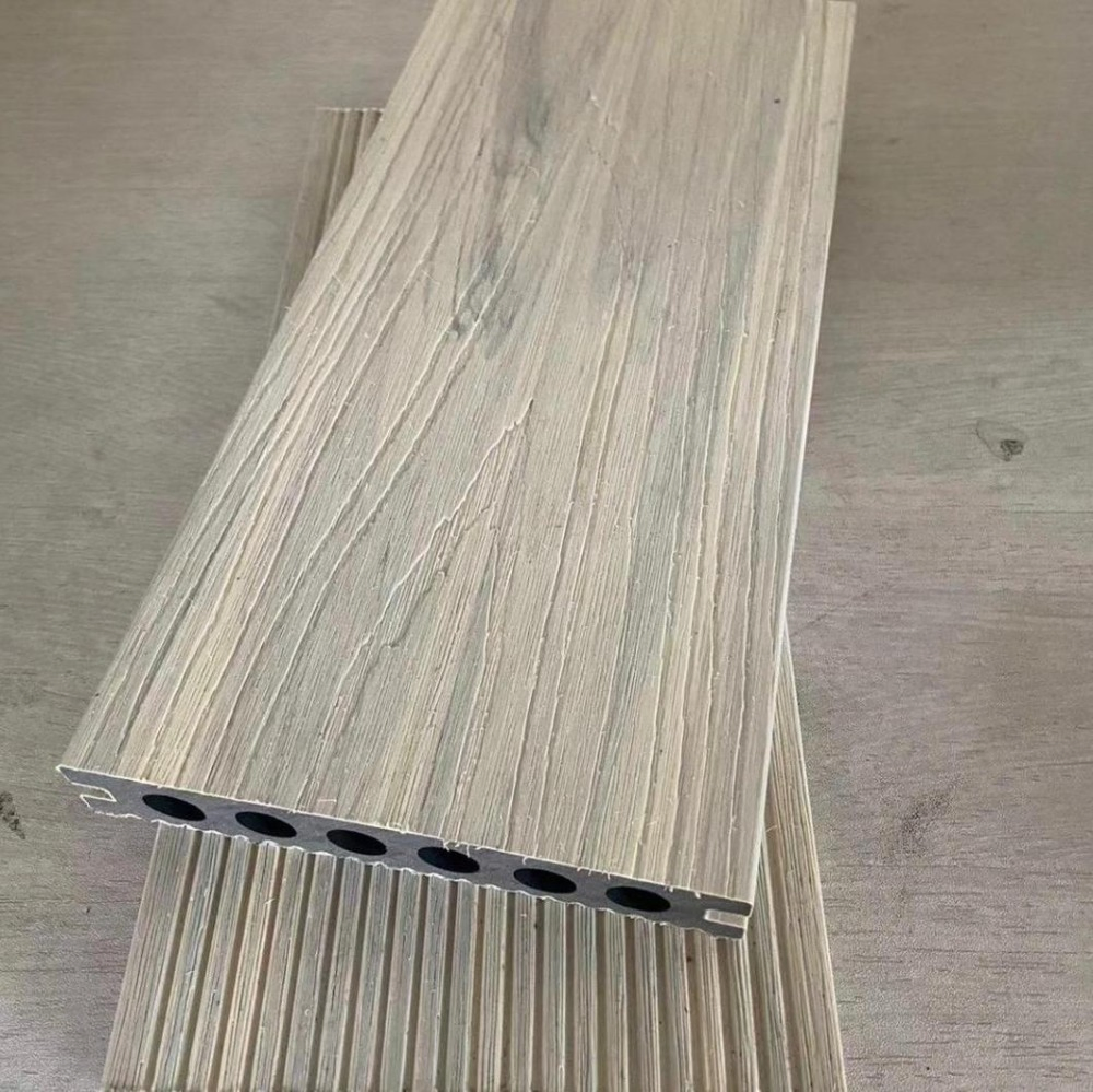 Wood Plastic Composite Board Solid Floor WPC Wooden Decken Hollow Decking WPC