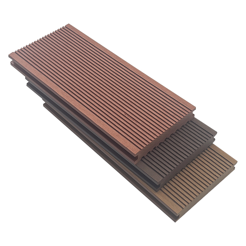 Environmentally Safe Co Extruded WPC Decking No Chemicals Decking