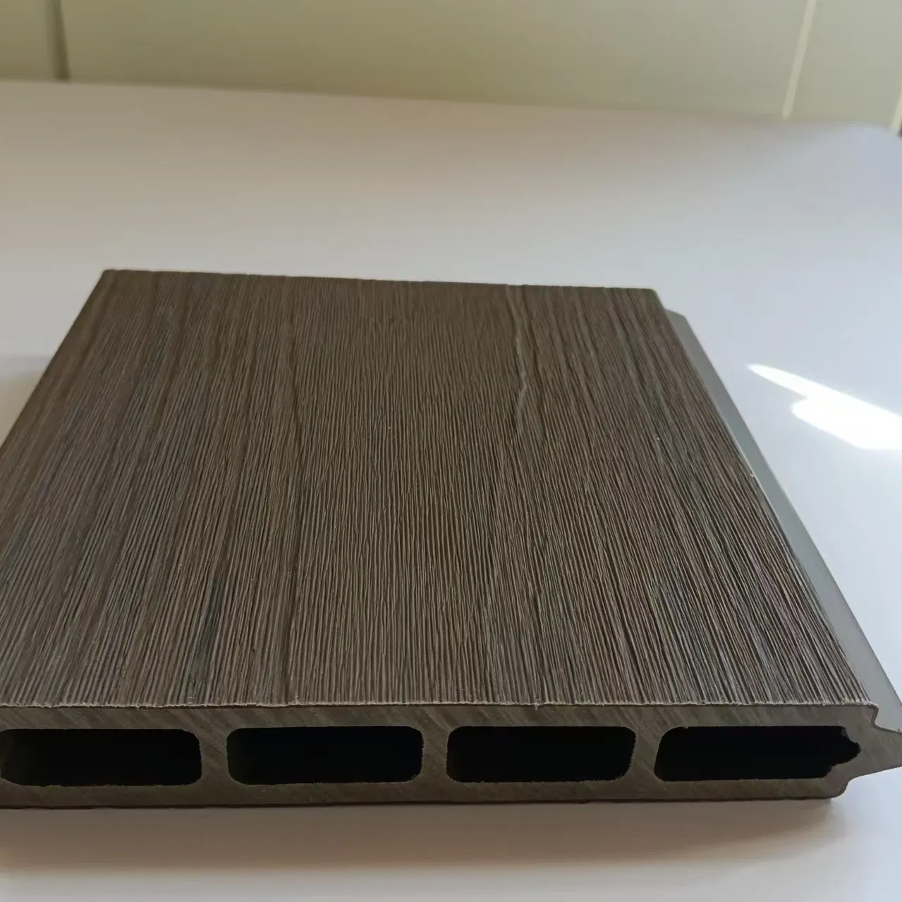 High-Quality WPC Flooring From Chinese Factory - 2.0mm Silent and Waterproof Indoor PVC/Spc Vinyl Floor Tiles