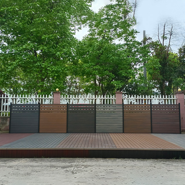 Wholesale Customized Home Garden Outdoor UV Resistance Plastic Panel Vinyl Privacy Boards/Wood Grain/Composite/WPC Fence Price for House/Garden/Security/Wall