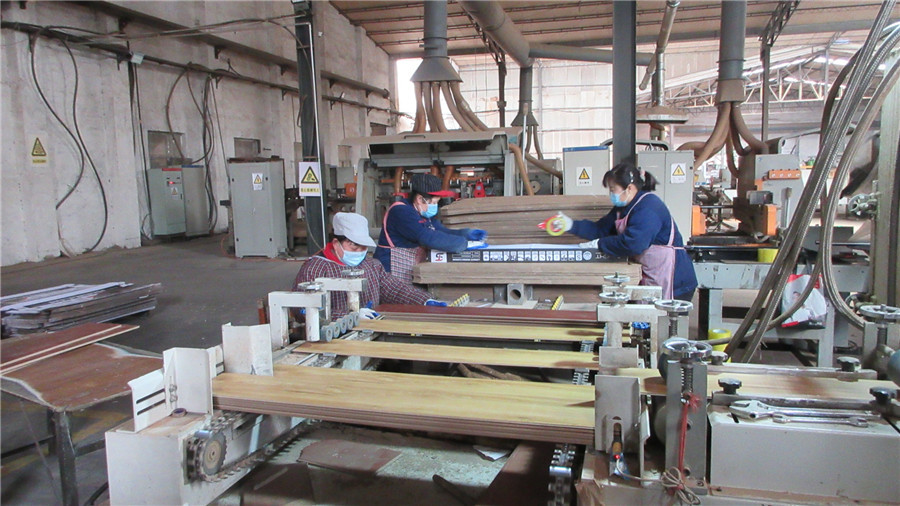 Packing Process - KandS Floor Manufacturing Step 5