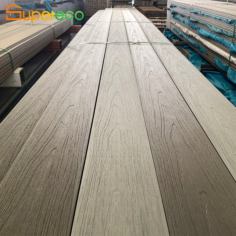 UV-Stable Exterior Solid Waterproof Wooden High Strength WPC Wood Plastic Composite Decking of Double Colors