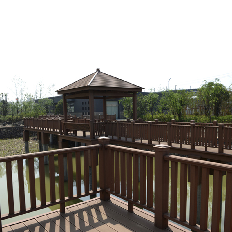 Outdoor Waterproof Weather Resistance Extrusion WPC Fencing Wood Plastic Composite Railing for Garden Fencing