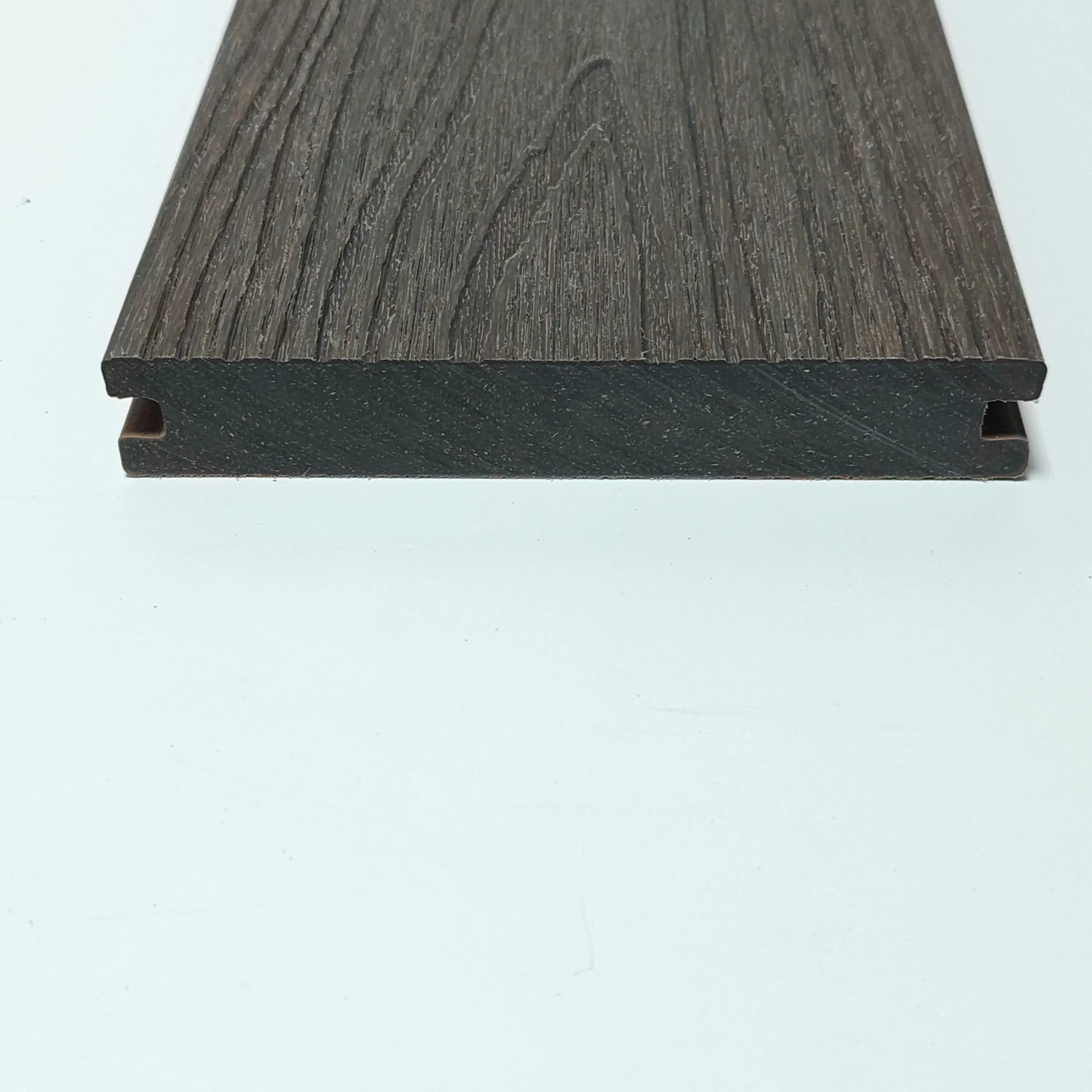 Versatile Wps Docking Solid WPC Decking for All Weather Conditions