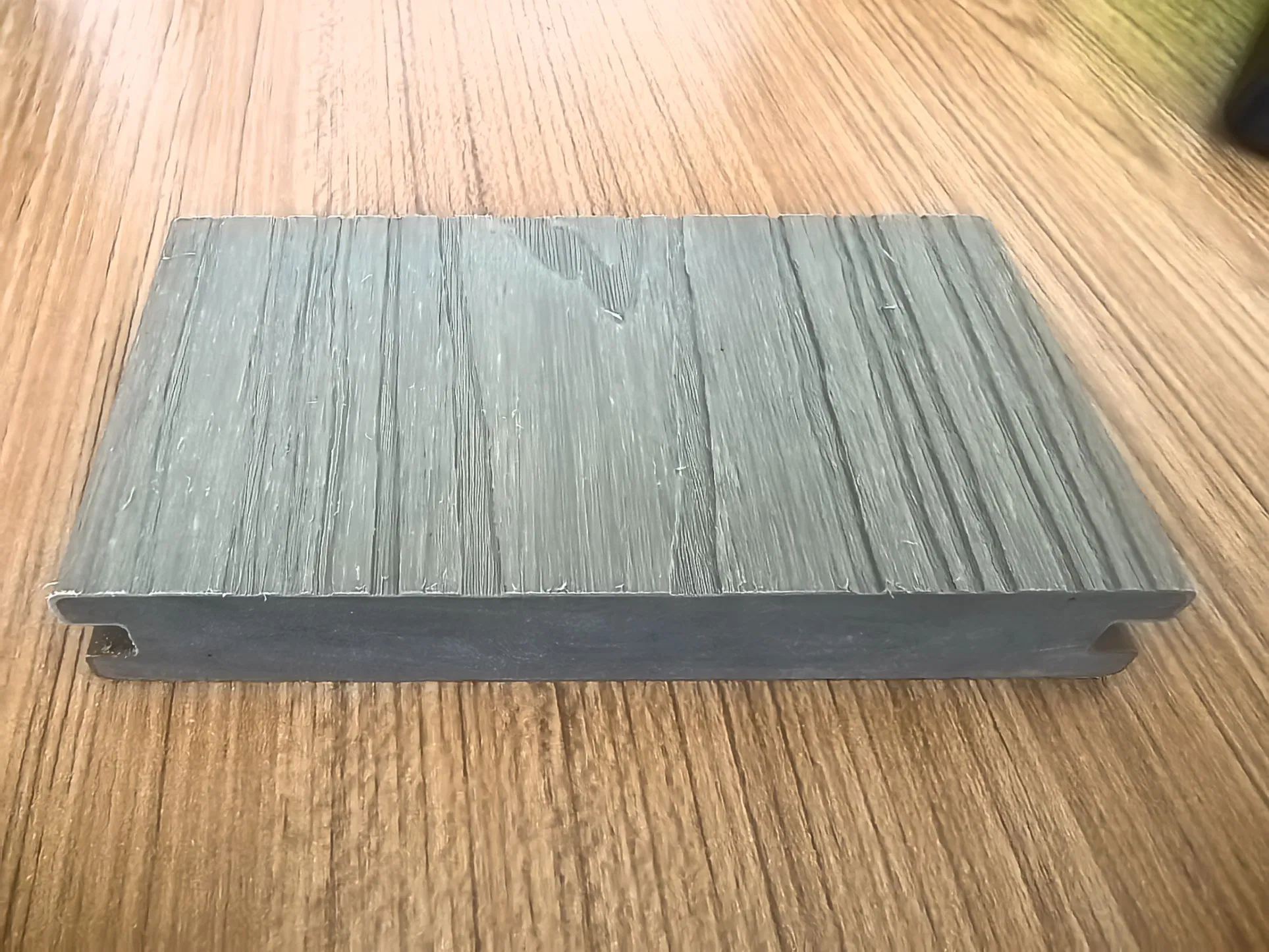 360 Degree Shield Scratch Resistant Non-Rot Co-Extruded WPC Decking