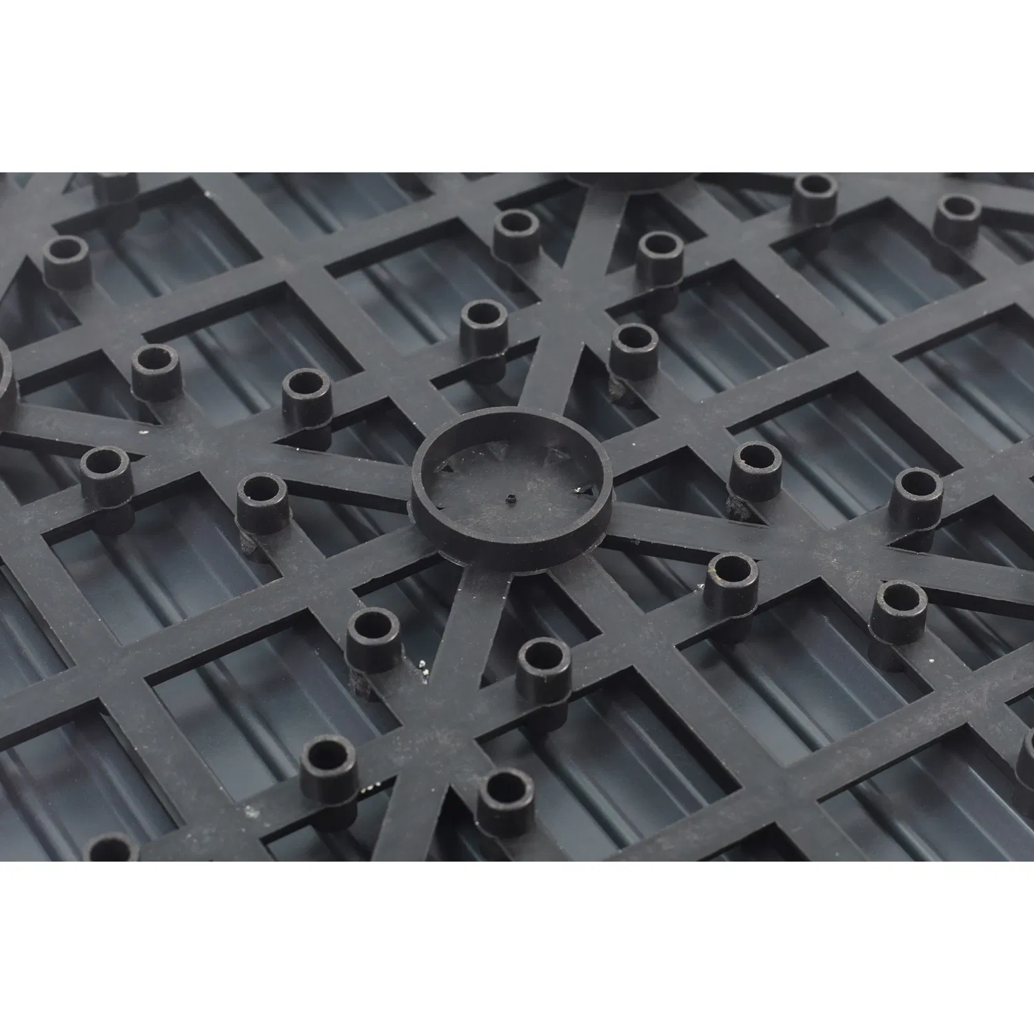 Waterproof Anti-Slip Wood Plastic Flooring Outdoor WPC Decking Floor Tiles for Easy DIY Installation Swimming Pool