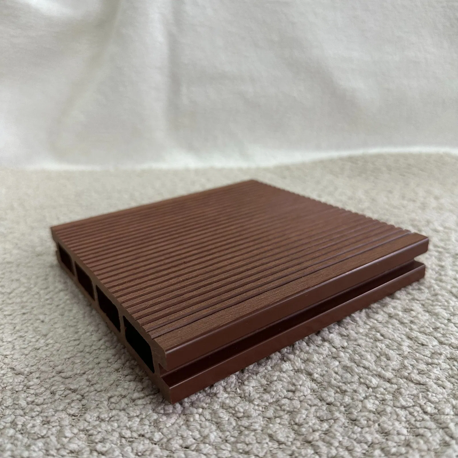 3D Embossed WPC Co-Extruded 150mmx24mm Hollow Waterproof Outdoor Decking with Square Hollow