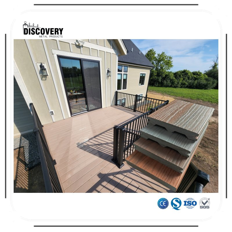 Co-Extruded WPC DIY Wood Plastic Composite Garden Patio Terrace Floor Interlocking Outdoor Decking WPC Flooring PE Composite Floor Decking