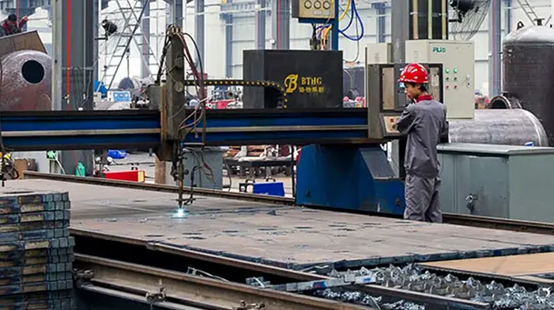Splint cutting process for plate heat exchanger manufacturing at Flotte factory