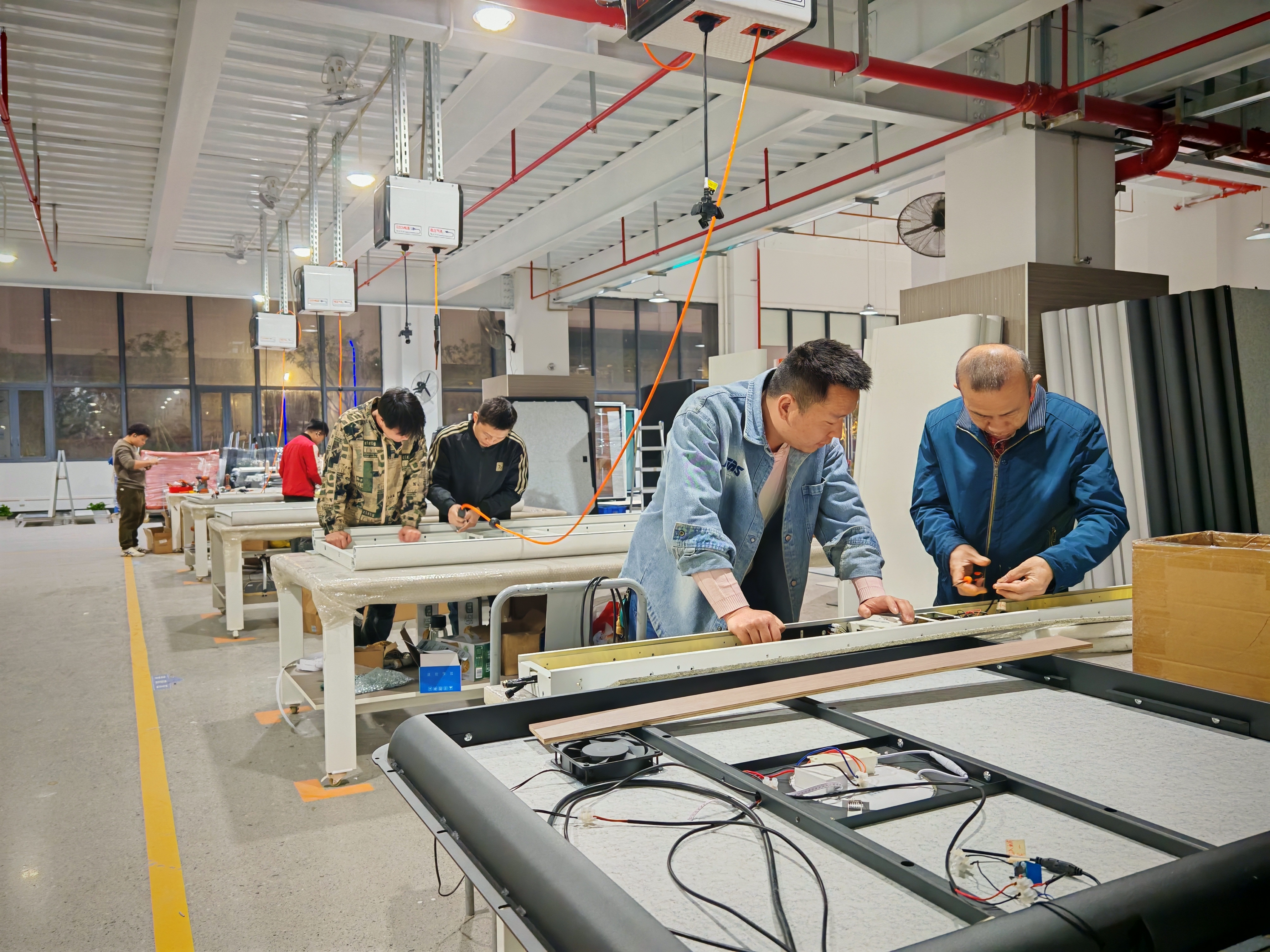 Silent cabin final assembly plant