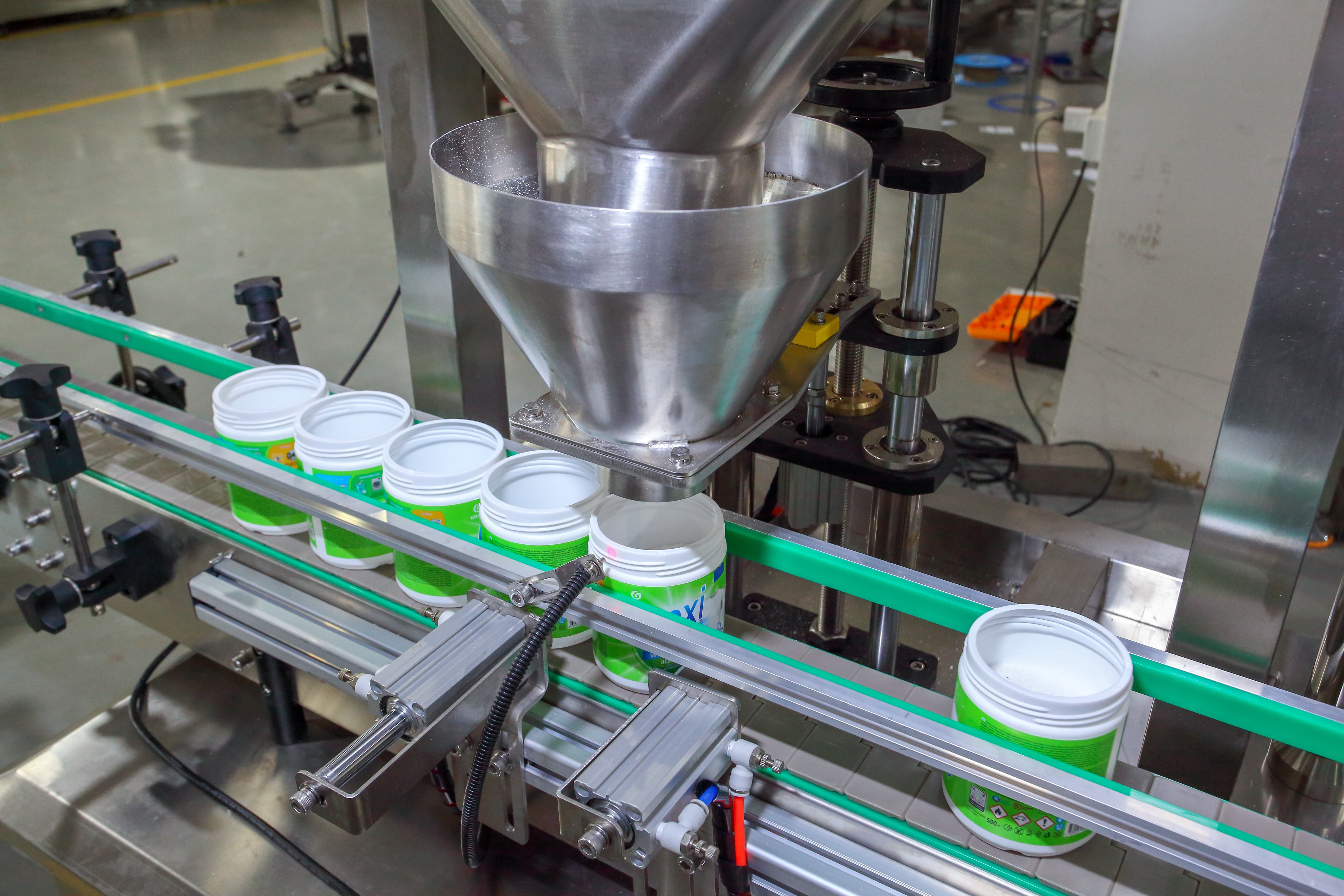 High Precision Linear Weighing Bottle Filler Bottle Packed Laundry Detergent Pods Capsules Filling Machine