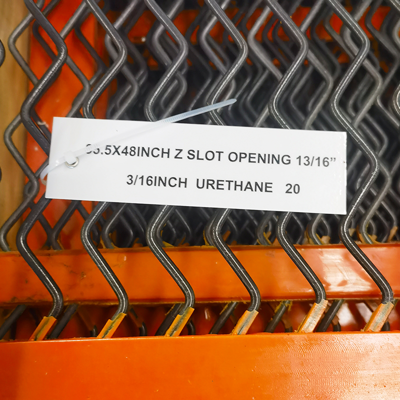 Factory Priced Anti-Blocking Black Wire Mesh Coil Plain Weave Woven Net Crimp Screen for Various Applications