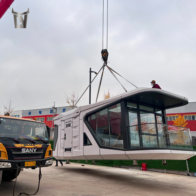 Innovative Prefab Space Capsule House Sustainable Smart Pod Modern Glamping Cabin High Tech Portable Home