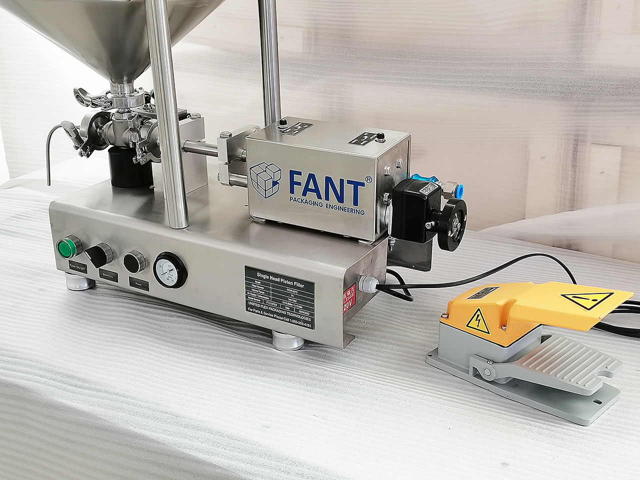 Prefilled Syringe Filling Machine