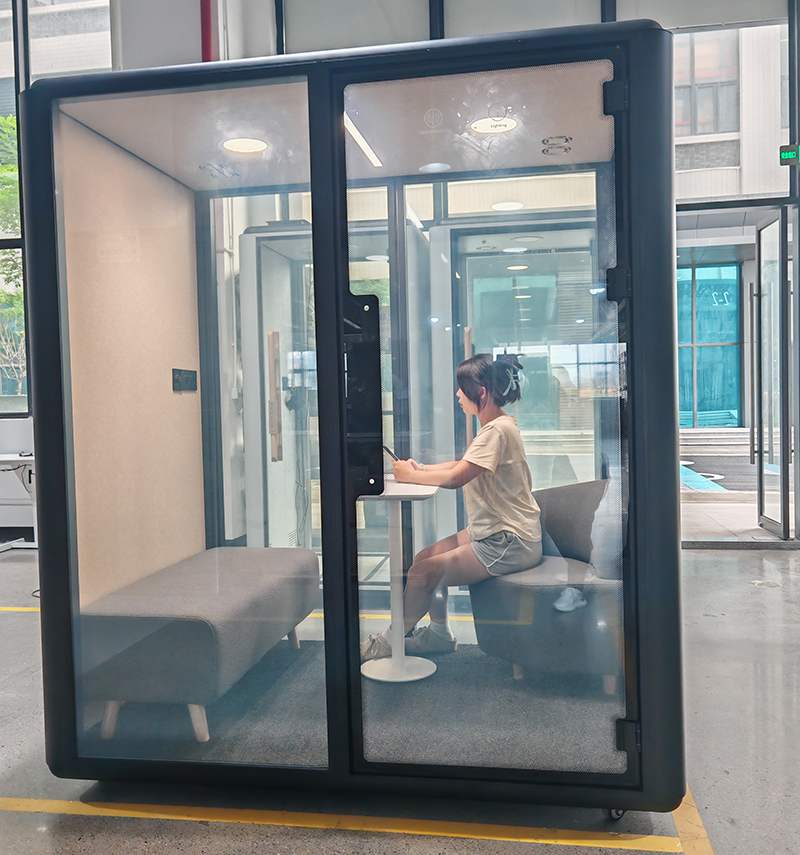 3-4 Person Movable Modern Soundproof Pod Aluminum Frame Switchable Smart Glass Office Building Hospital Clinic Privacy Rooms