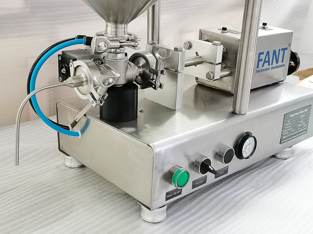 Prefilled Syringe Filling Machine