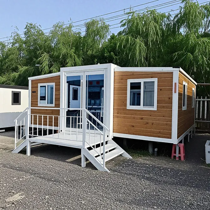 Stylish Compact Foldable Prefab Mobile Capsule Pod Luxury Outdoor Living Unit for Holiday Park Glamping Farmstay Tourism Lodge