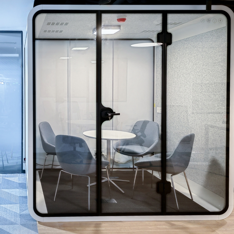 Closed Enclosed Office Meeting Pods Soundproof Acoustic Pods Aluminum Frame Modern Design
