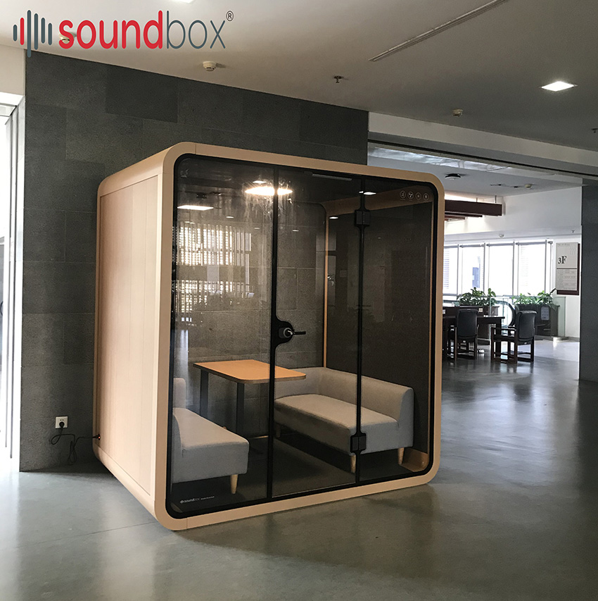 Waterproof Prefab Tiny Houses Pod Movable Accommodation Cabins Houses Meeting Phone Booth Work Pods